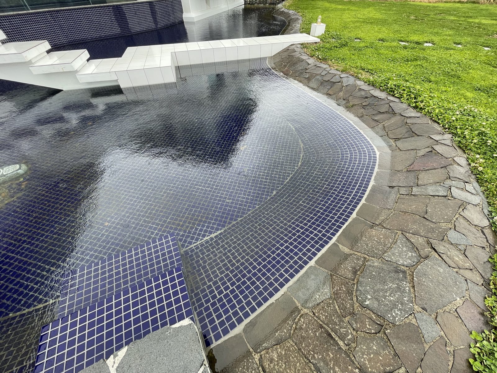 水際のディテール